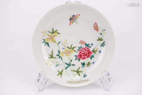 FAMILLE ROSE FLOWER AND BUTTERFLY PLATE