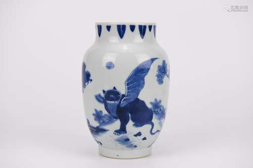 BLUE AND WHITE KYLIN JAR