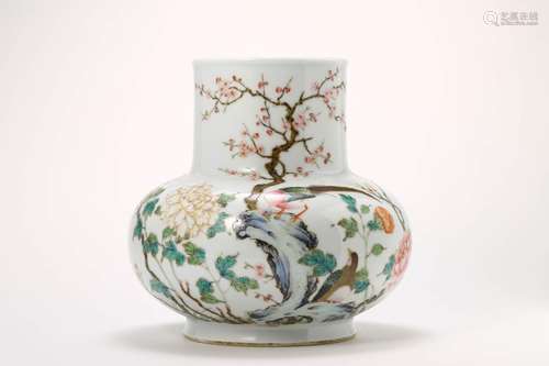 FAMILLE ROSE FLOWER AND BIRD BULBOUS VASE