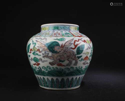 CHINESE PORCELAIN JAR