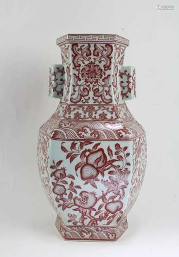 CHINESE IRON RED PORCELAIN VASE