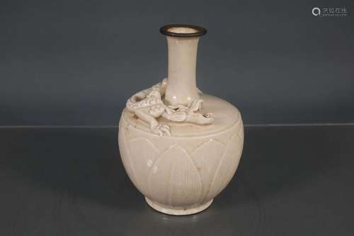 The Fabulous Ding Kiln Double-ears Sculpture Vase with