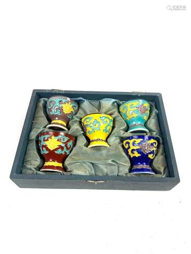 Set of 5 Colorful Cups with Box