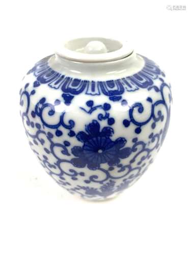 Blue and White Porcelain Ginger Jar with Lid