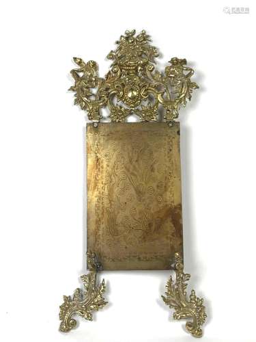 Hanging Metal Plate or Plaque Display Holder