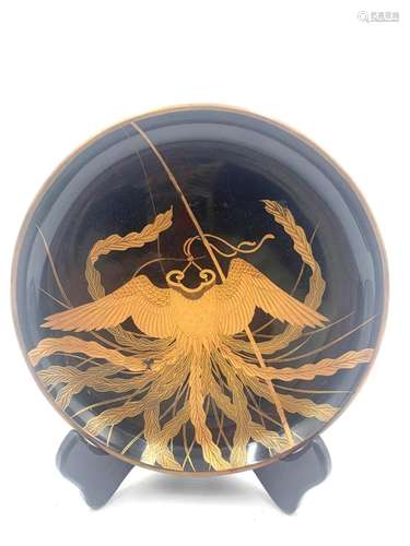 Black and Gold Lacquered Plate with Winged Kite