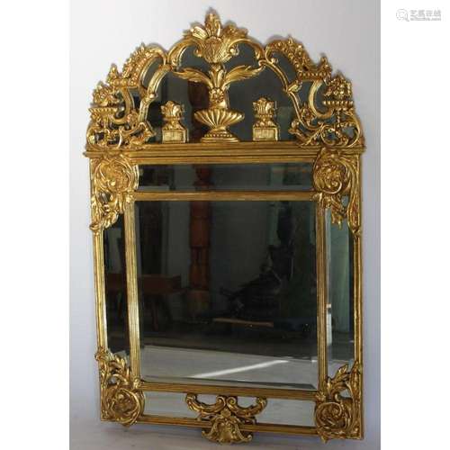 Vintage Large And Fine Quality Carved Giltwood