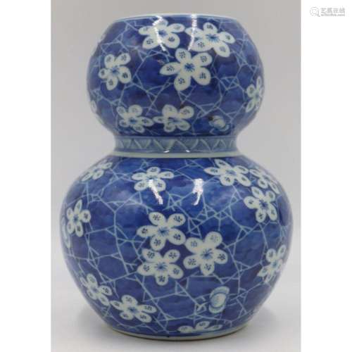 Chinese Blue and White Double Gourd Vase.