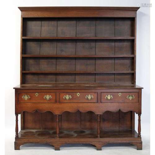 18th / 19th Century Welsh Step Back Cabinet.