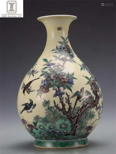 A Chinese Wu-Cai Glazed Porcelain Spring Vase
