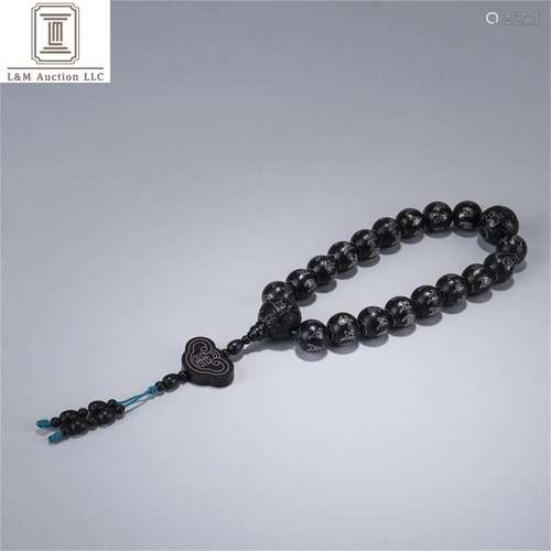 A Chinese Agarwood 18 Buddha Prayer Beads Bracelet