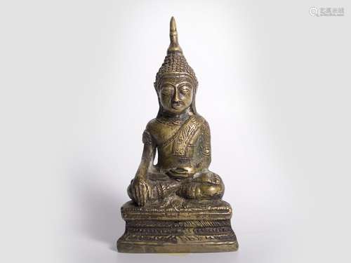 Sitting Buddha, Southeast Asia / Thailand, 17th/18th century...