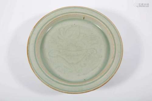 Celadon Glazed Tray for Washing with Lotus Flowers
