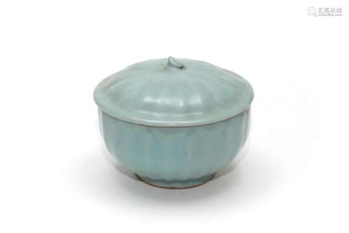 Light Greenish-blue Glazed Bowl with Lotus Petal
