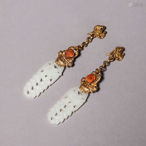 Hetian jade and phoenix bird pattern gilt earrings