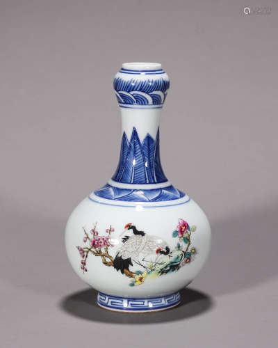 Old Tibetan Blue and White Famille Rose Garlic Bottle