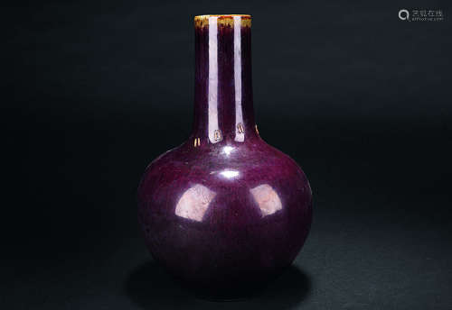 清 紫金釉天球瓶