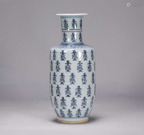 Blue and white life shaped mallet bottle in Kangxi of Qing D...