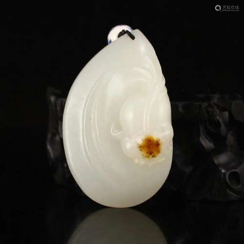 Superb Qing White Hetian Jade Fortune Goldfish Pendant