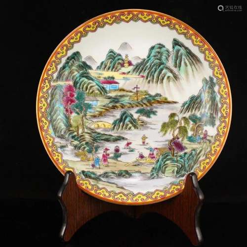 Chinese Gilt Edge Famille Rose Porcelain Plate