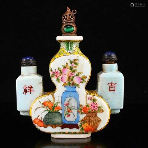 Chinese Famille Rose Conjoined Porcelain Snuff Bottle