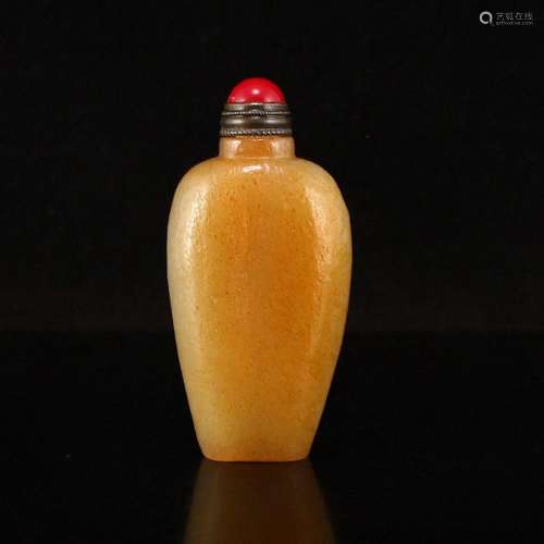 Vintage Chinese Hetian Jade Snuff Bottle
