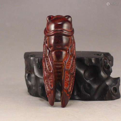 Chinese Ox Horn Carved Cicada Pendant