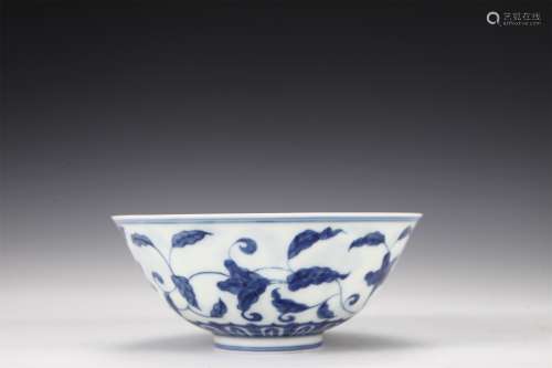 A Blue and White FLOWER GRAIN BOWL