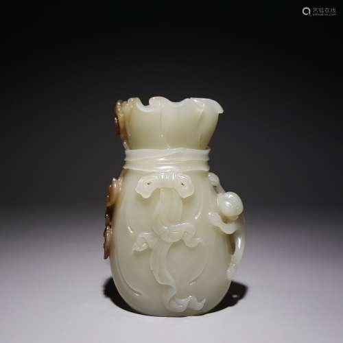 A Hetian  jade baggage and monkey