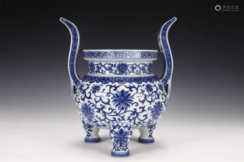 A Blue and White FLOWER PATTERN TRI-FOOT INCENSE BURNER WITH...