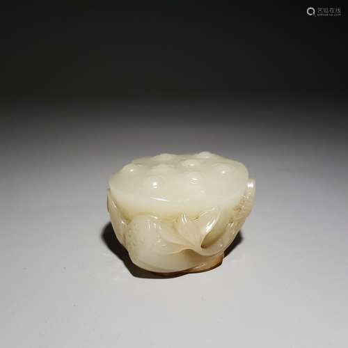 A HETIAN JADE  SEEDPOD OF LOTUS