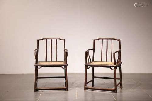 A PAIR OF QING DYNASTY Iron wood official hat chairs