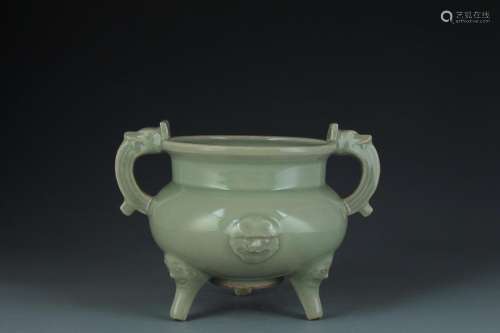 LONGQUAN WARE GREEN-GLAZED TRIPOD CENSER