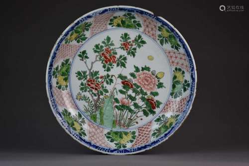 A Chinese famille verte dish, 18th century