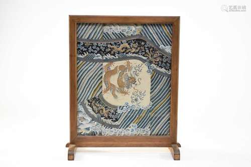 An Anglo-Chinese fire screen, early 20th century