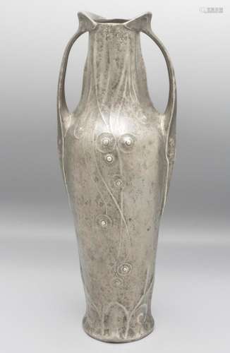 Jugendstil Henkelvase / An Art Nouveau vase with handles, Ka...