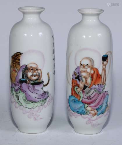 A pair of Chinese Republican ovoid vases, each painted with ...