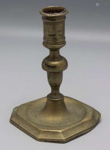 Bronze Kerzenleuchter / A bronze candlestick, wohl 16. / 17....