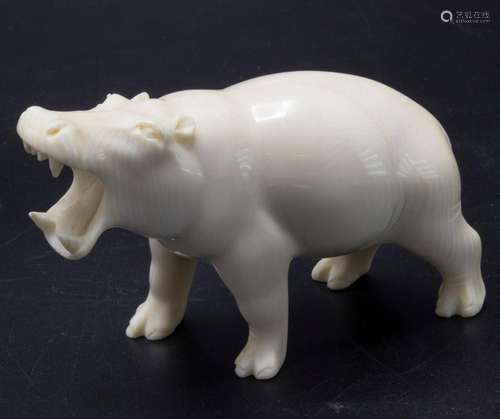 Elfenbein Tierskulptur 'Nilpferd' / An ivory anima...