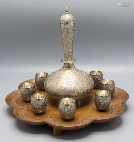 Orientalisches Trinkset / An Oriental drinking set, wohl Mar...