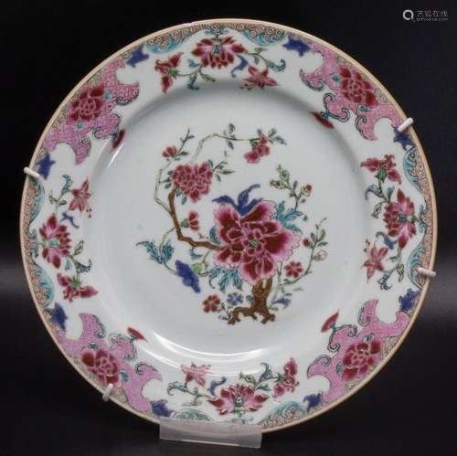 Teller / A plate 'Famille rose' ware, China, Kien-...