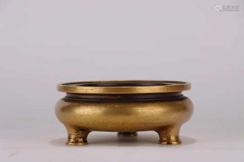 A Gilt-Bronze Ge-Style Tripod Censer