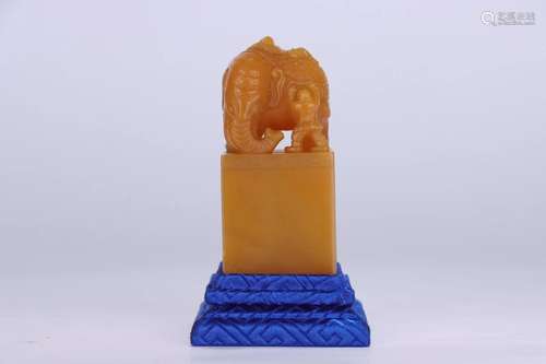 A Carved Tianhuang Seal