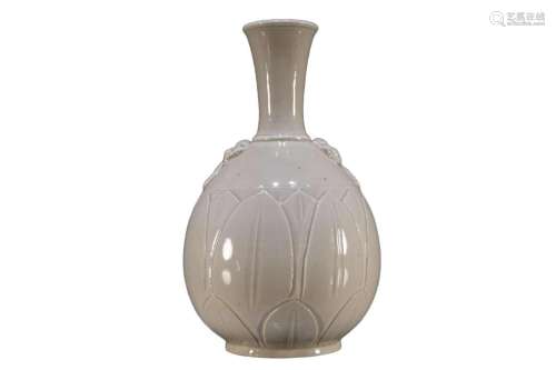 A Dingyao Blanc-De-Chine Vase
