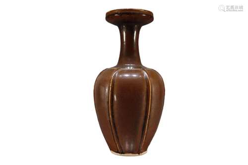 A Dingyao Brown-Glazed Vase