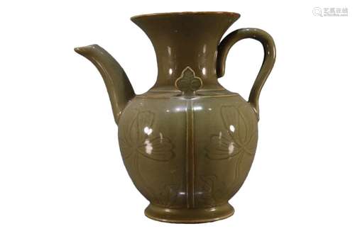 A Yueyao pot