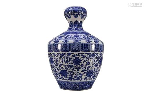 A Blue And White Garlic-Shaped Vase