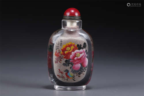 A Glass Snuff Bottle with Peonies Design.