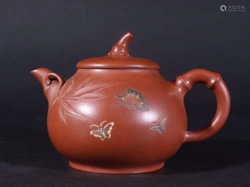 ZISHA 'BUTTERFLY' TEAPOT WITH PIGMENT