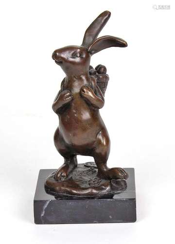 Bronze Hase